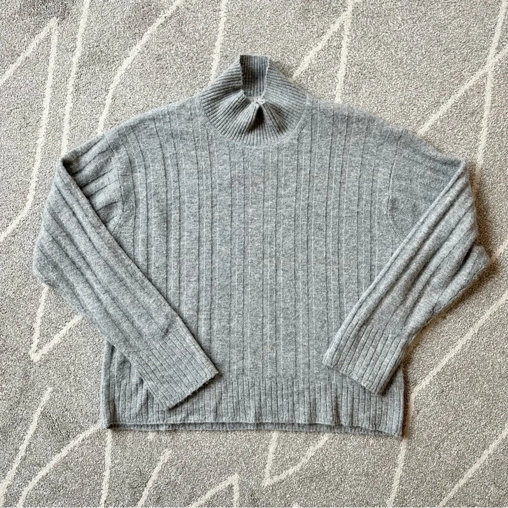 J. Crew Light Gray Oversized Boxy Merino Alpaca Blend Mock Neck Sweater